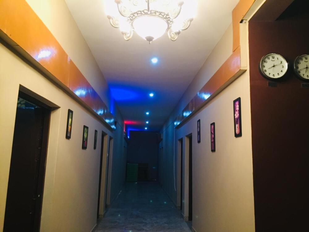 Hotel Divine Agra  Eksteriør billede