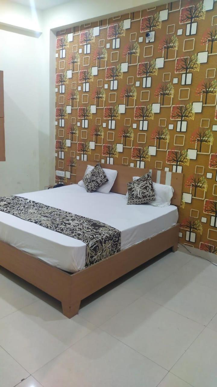 Hotel Divine Agra  Eksteriør billede